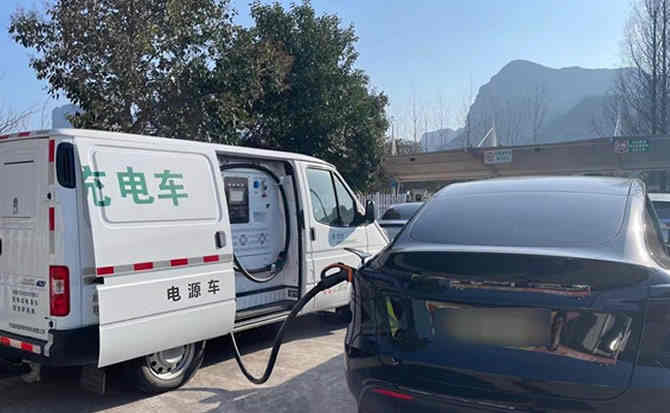 深州汽车搭电